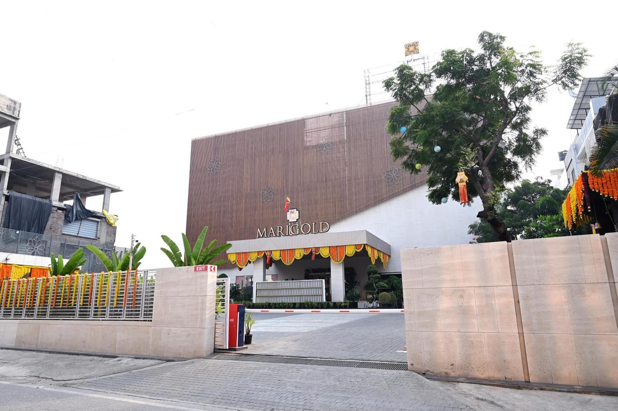 Marigold-Newly Renovated Hotel Shirdi Exterior photo