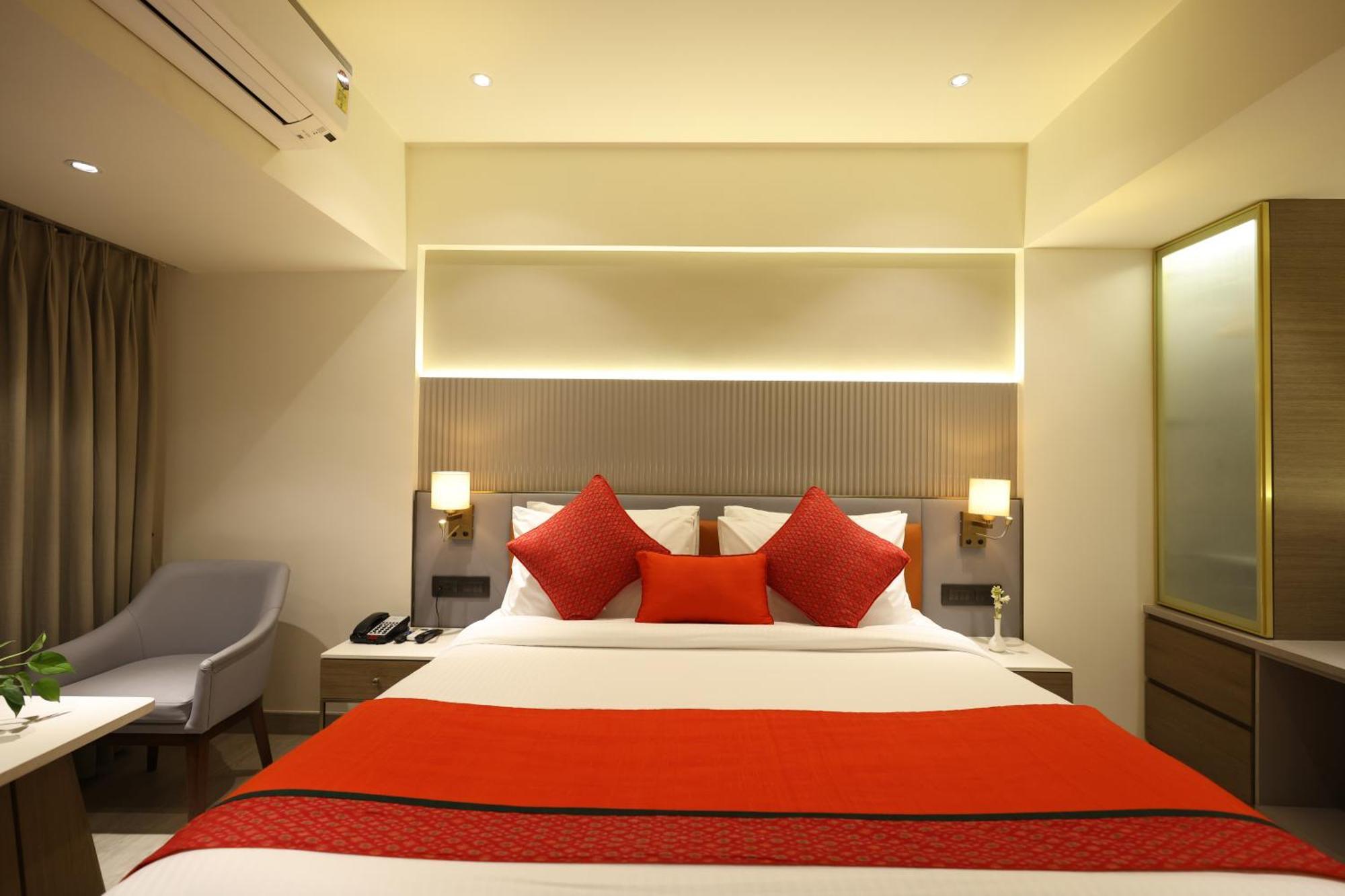 Marigold-Newly Renovated Hotel Shirdi Exterior photo