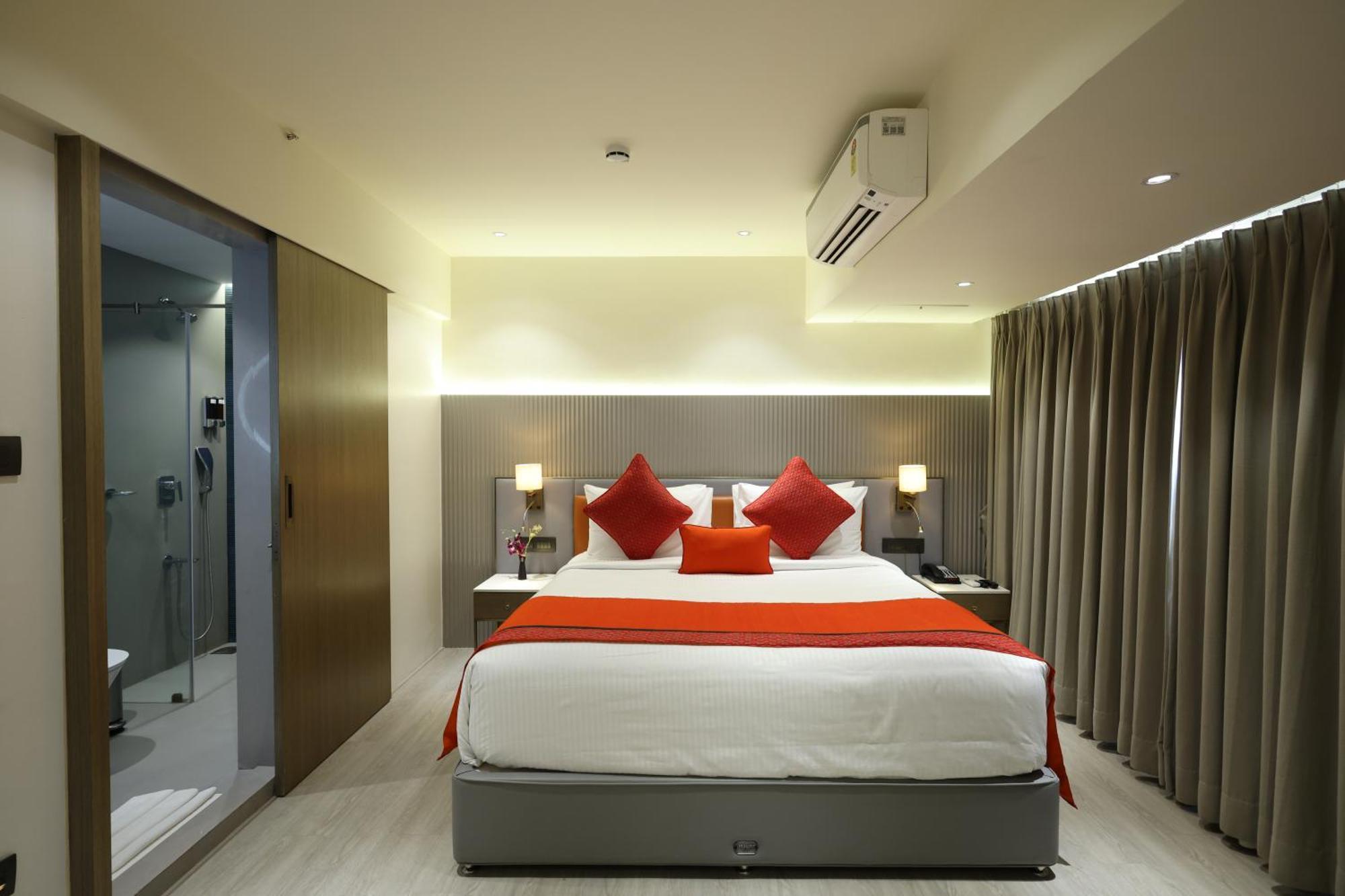 Marigold-Newly Renovated Hotel Shirdi Exterior photo