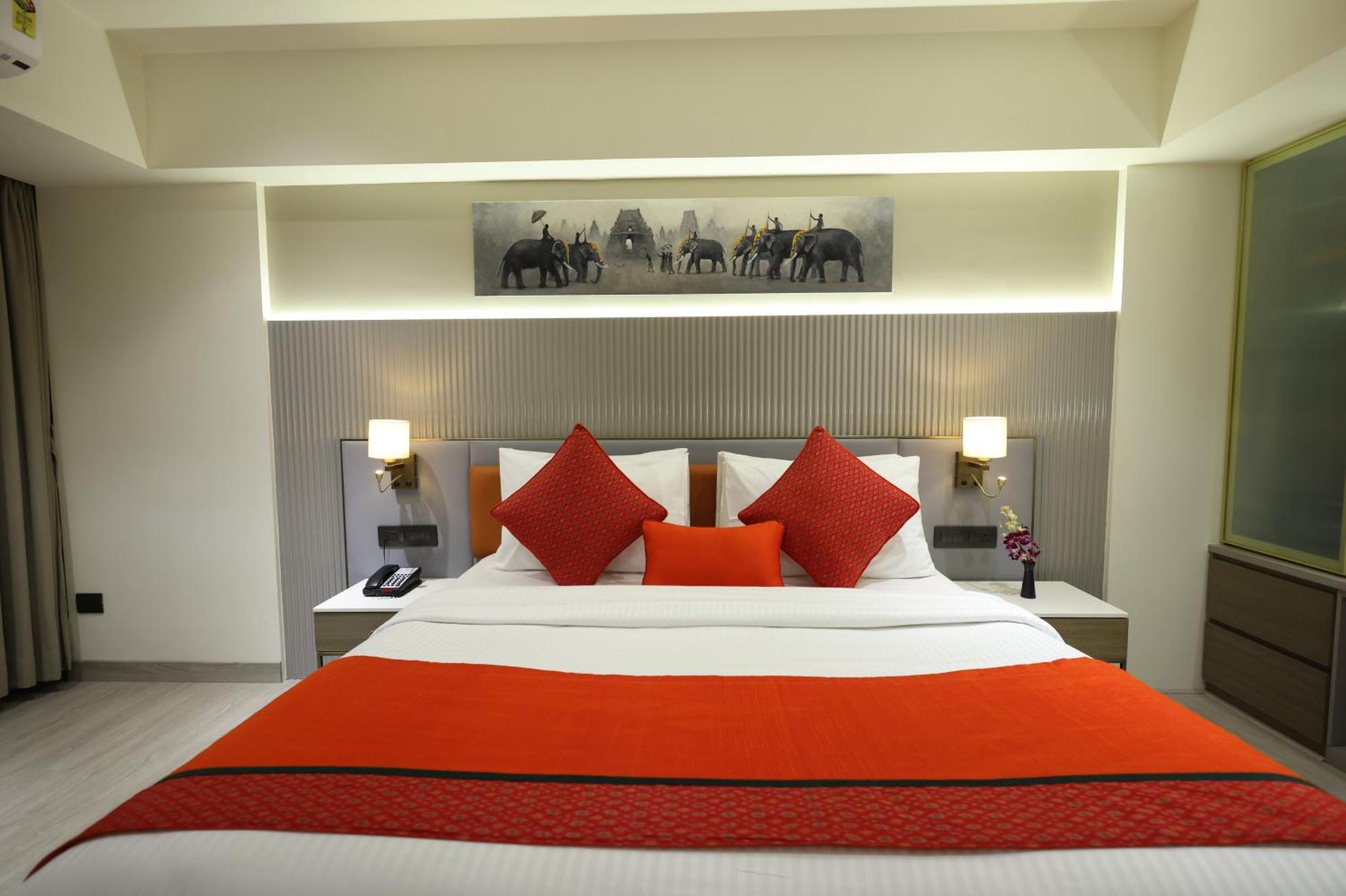 Marigold-Newly Renovated Hotel Shirdi Exterior photo