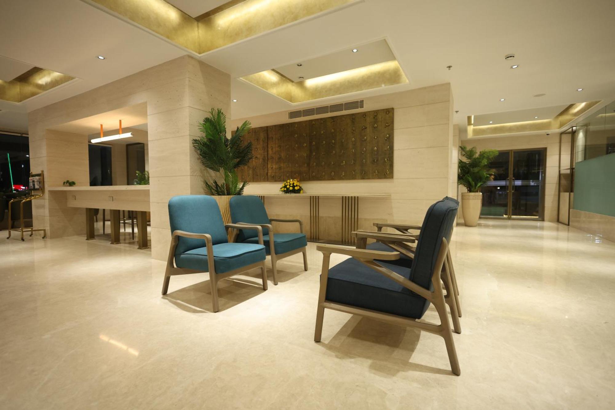 Marigold-Newly Renovated Hotel Shirdi Exterior photo